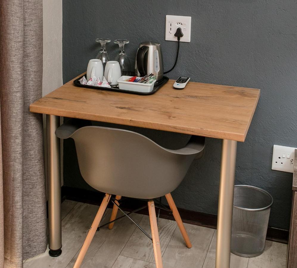 Vinique Guesthouse Mbombela Dış mekan fotoğraf