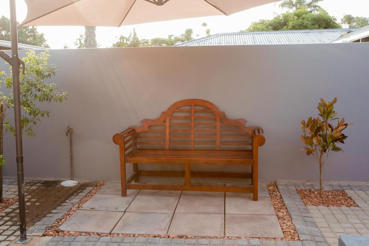 Vinique Guesthouse Mbombela Dış mekan fotoğraf