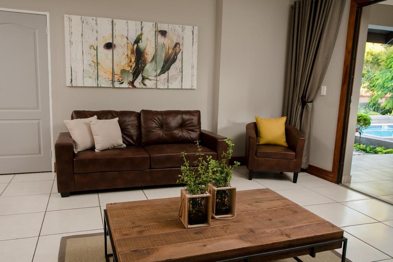 Vinique Guesthouse Mbombela Dış mekan fotoğraf